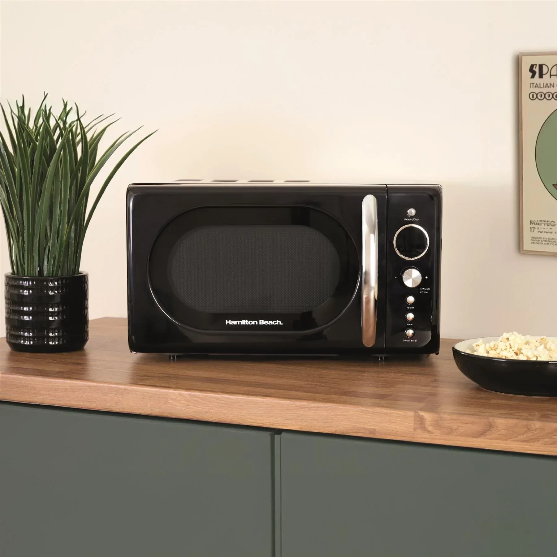 Hamilton Beach 20L Retro Black Microwave - Image 10