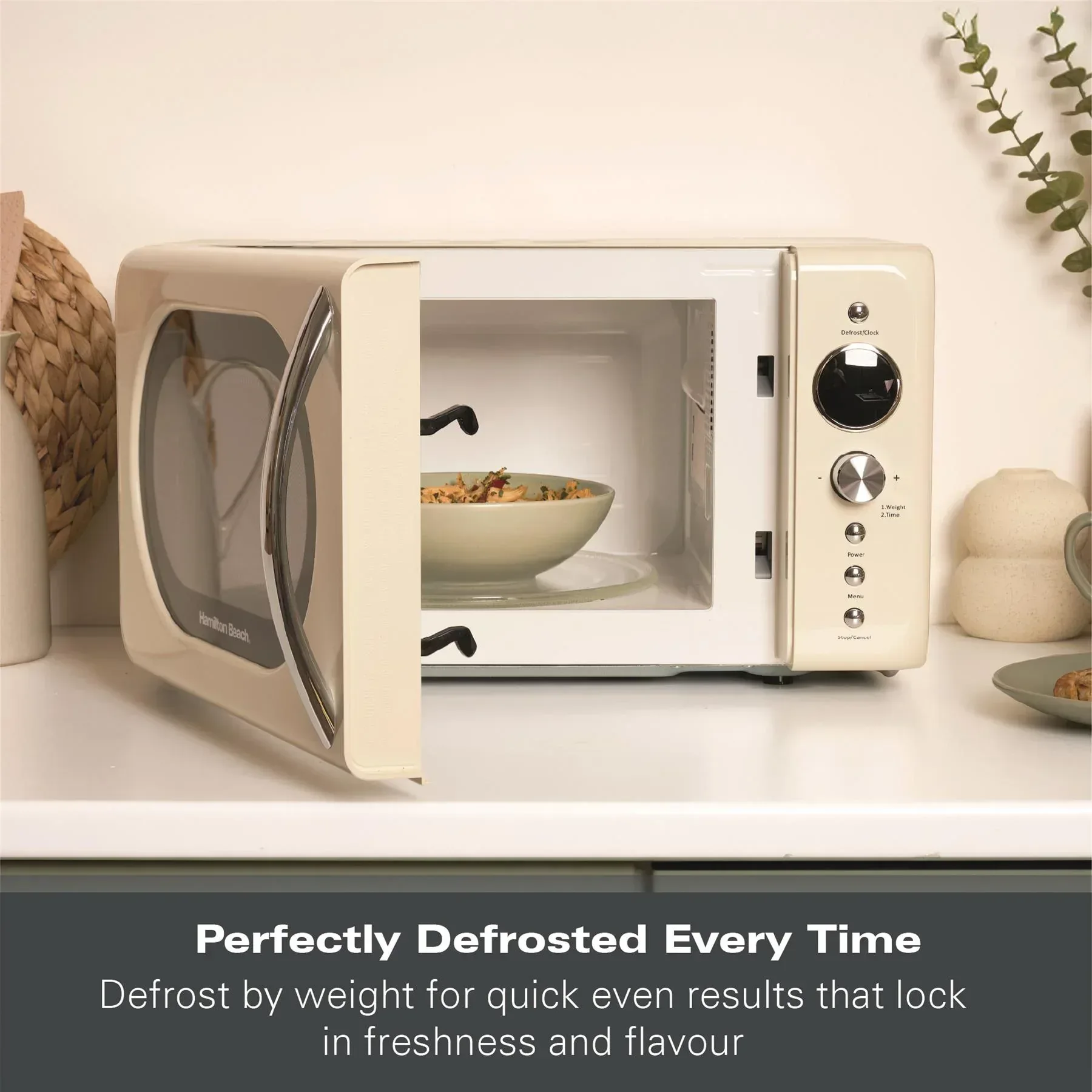 Hamilton Beach 20L Retro Cream Microwave - Image 7