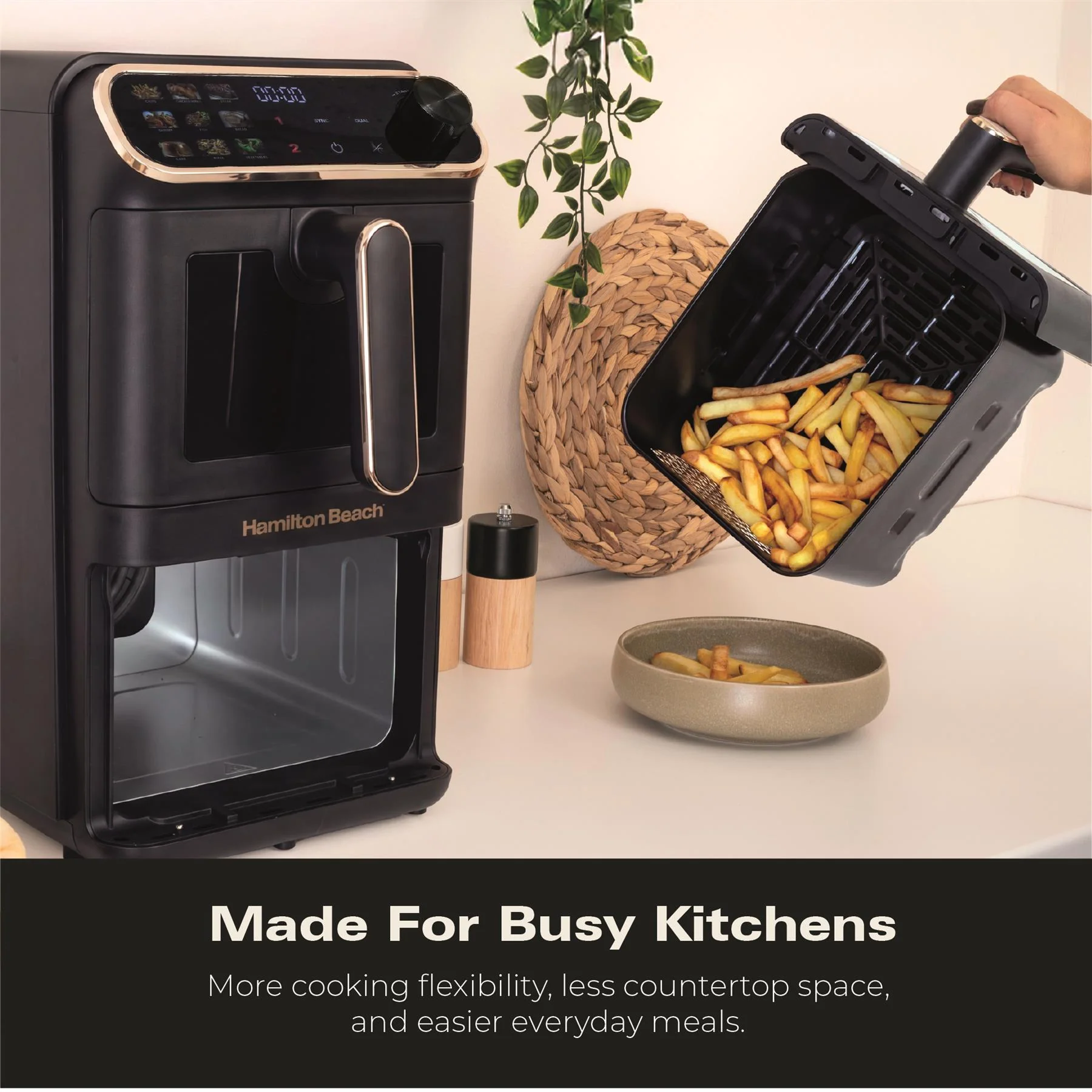 Hamilton Beach DualStack 11L Smart Air Fryer - Black & Brushed Brass - Image 10