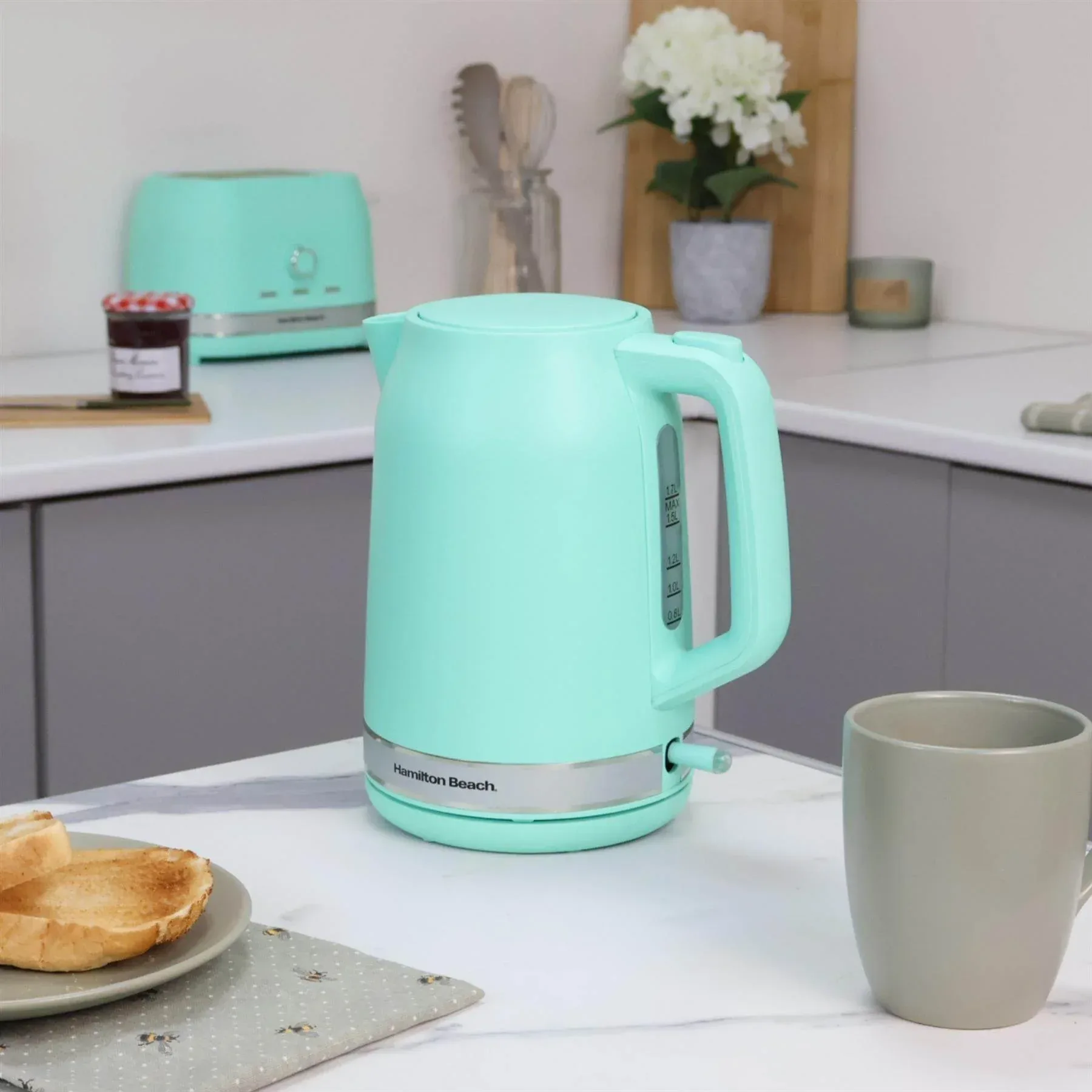 Hamilton Beach Ella Kettle & Toaster Set - Mint - Image 2