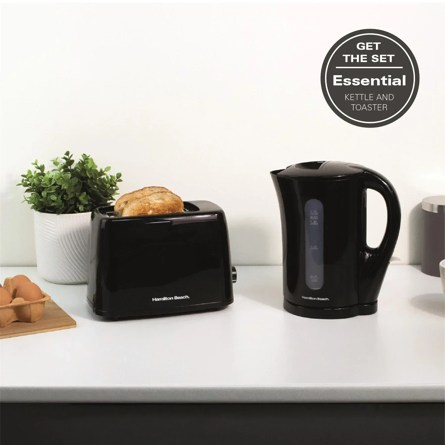 Hamilton Beach Essentials Kettle, Toaster, Sandwich Toaster & 1.8L Slow Cooker Set - Black - Image 4