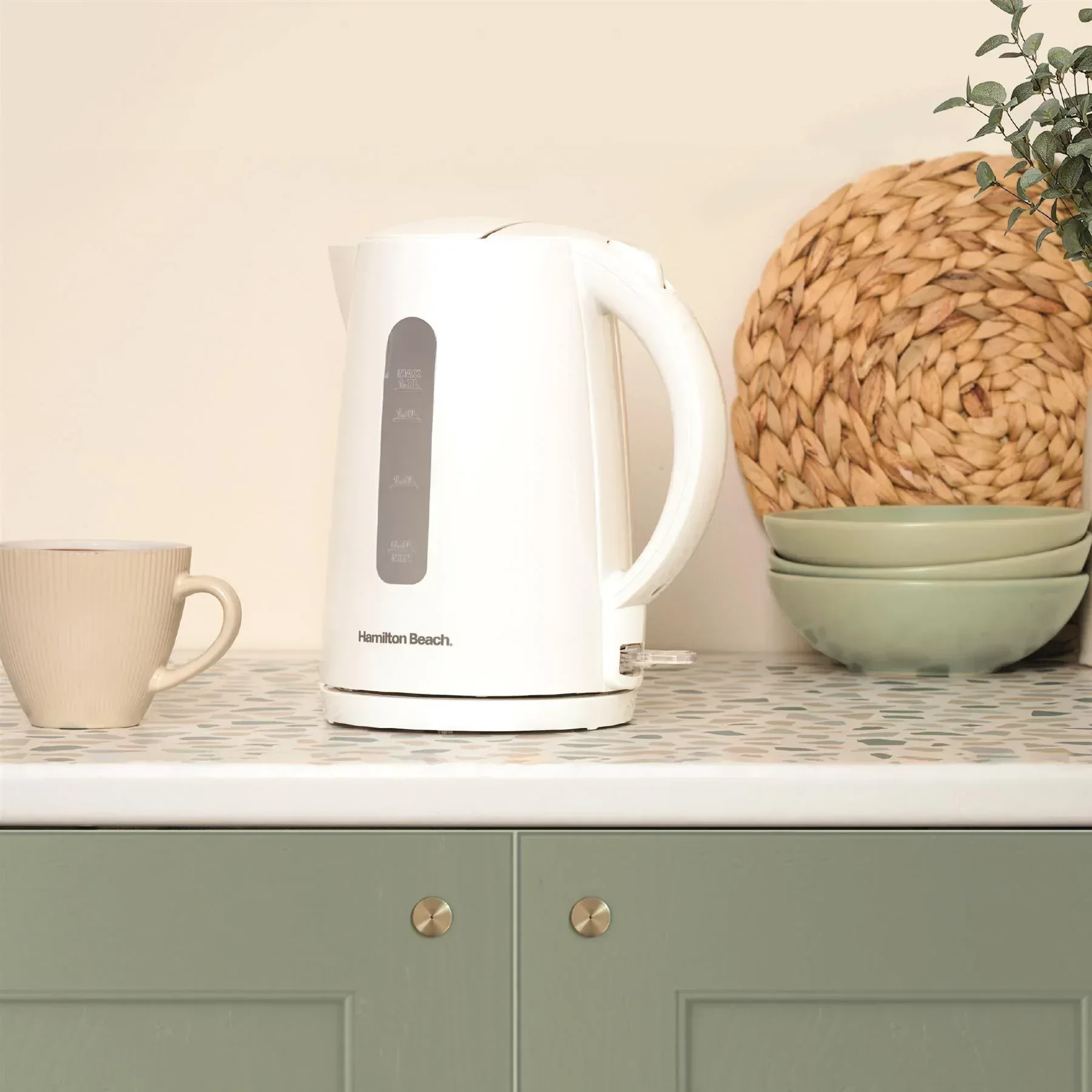 Hamilton Beach Essentials Kettle, 4 Slice Toaster & 20L Stainless Steel Cavity Microwave Set - White - Image 2