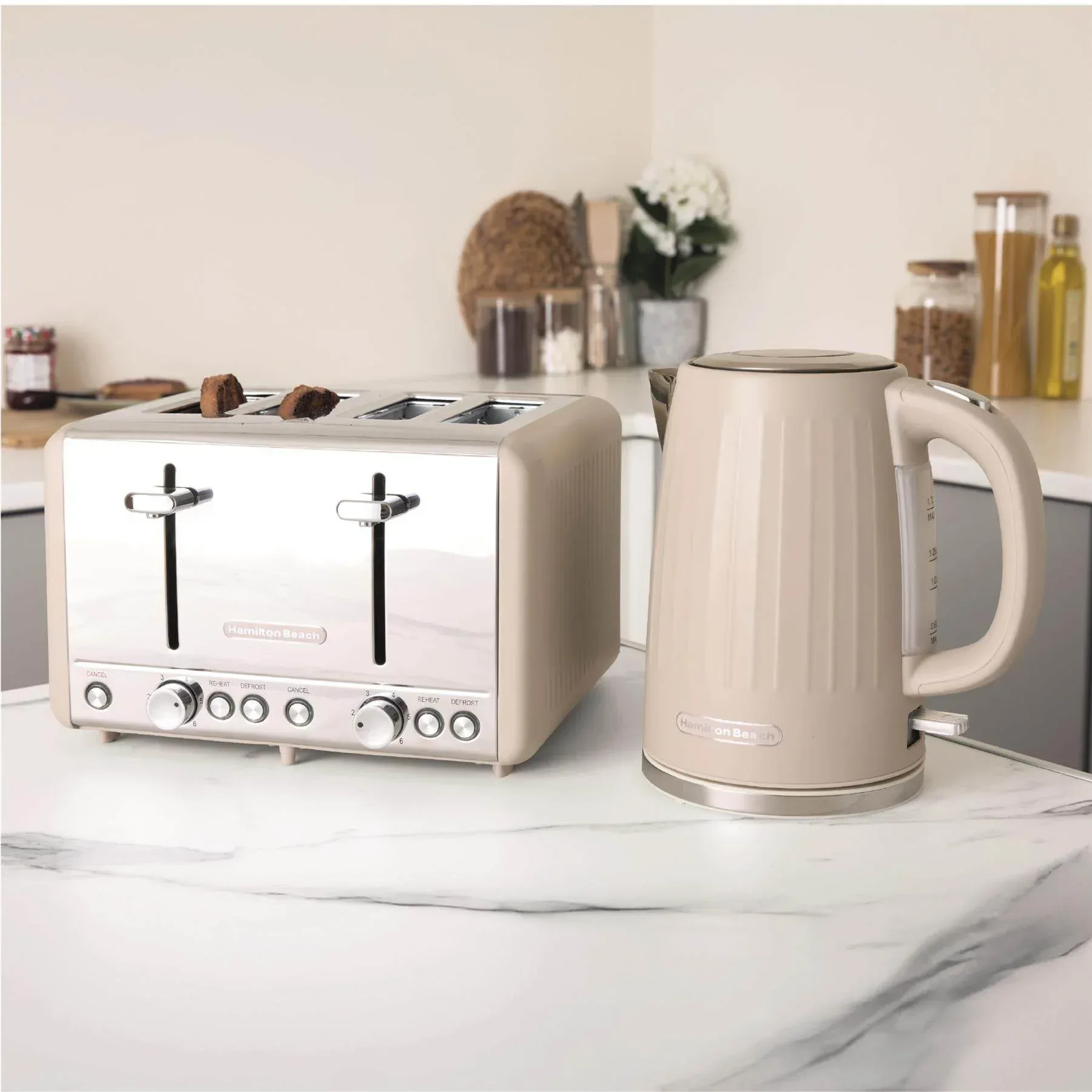 Hamilton Beach Harmony 1.7L Kettle - Cappuccino - Image 4