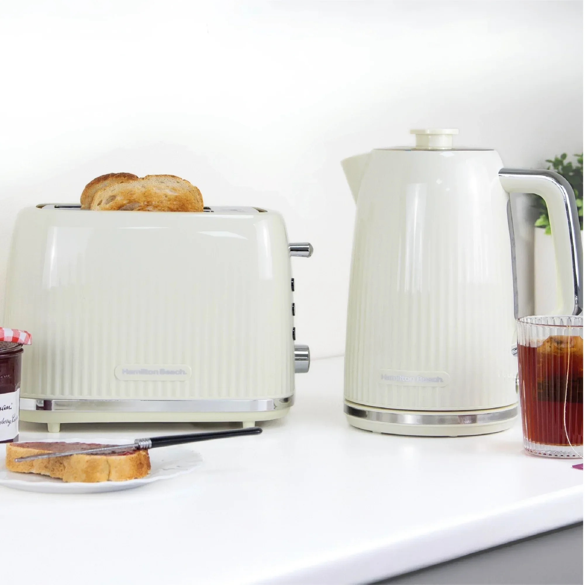 Hamilton Beach Miami 2 Slice Toaster Sand - Image 3