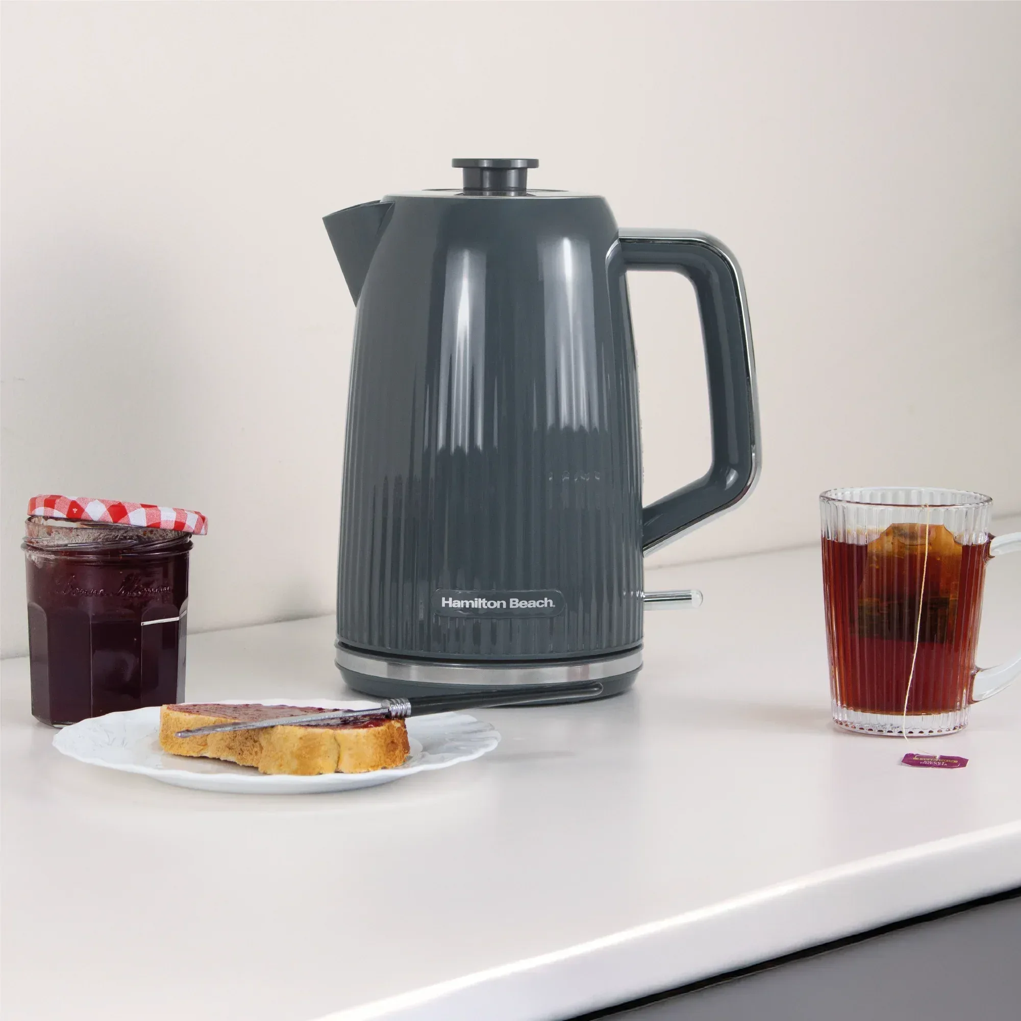 Hamilton Beach Miami Kettle, Toaster & Microwave Set - Charcoal Grey - Image 7