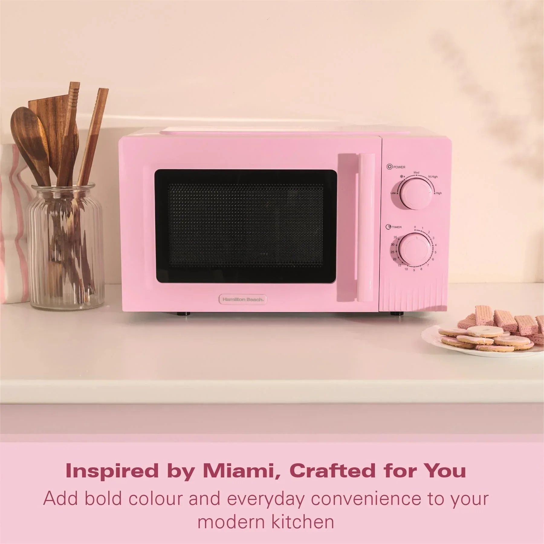Hamilton Beach Miami Manual 800W Microwave - Flamingo Pink - Image 5