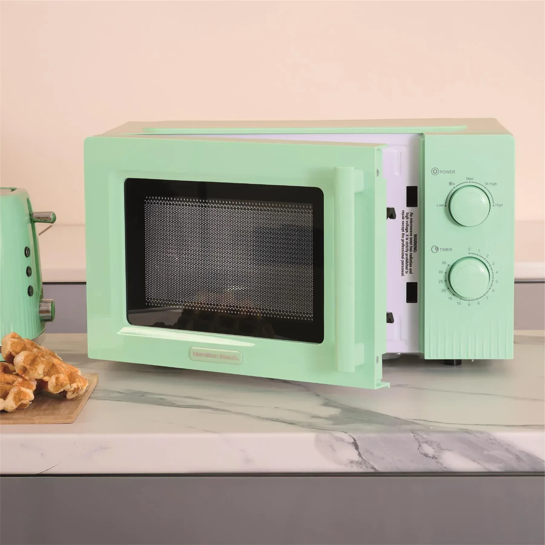 Hamilton Beach Miami Manual 800W Microwave - Mojito Mint - Image 4