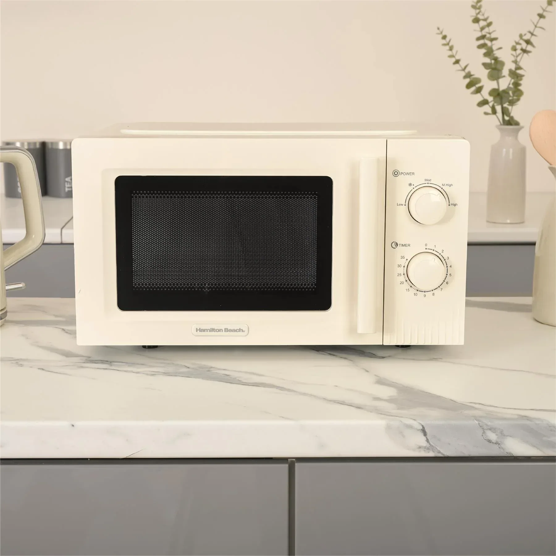 Hamilton Beach Miami Manual 800W Microwave - Sand - Image 3