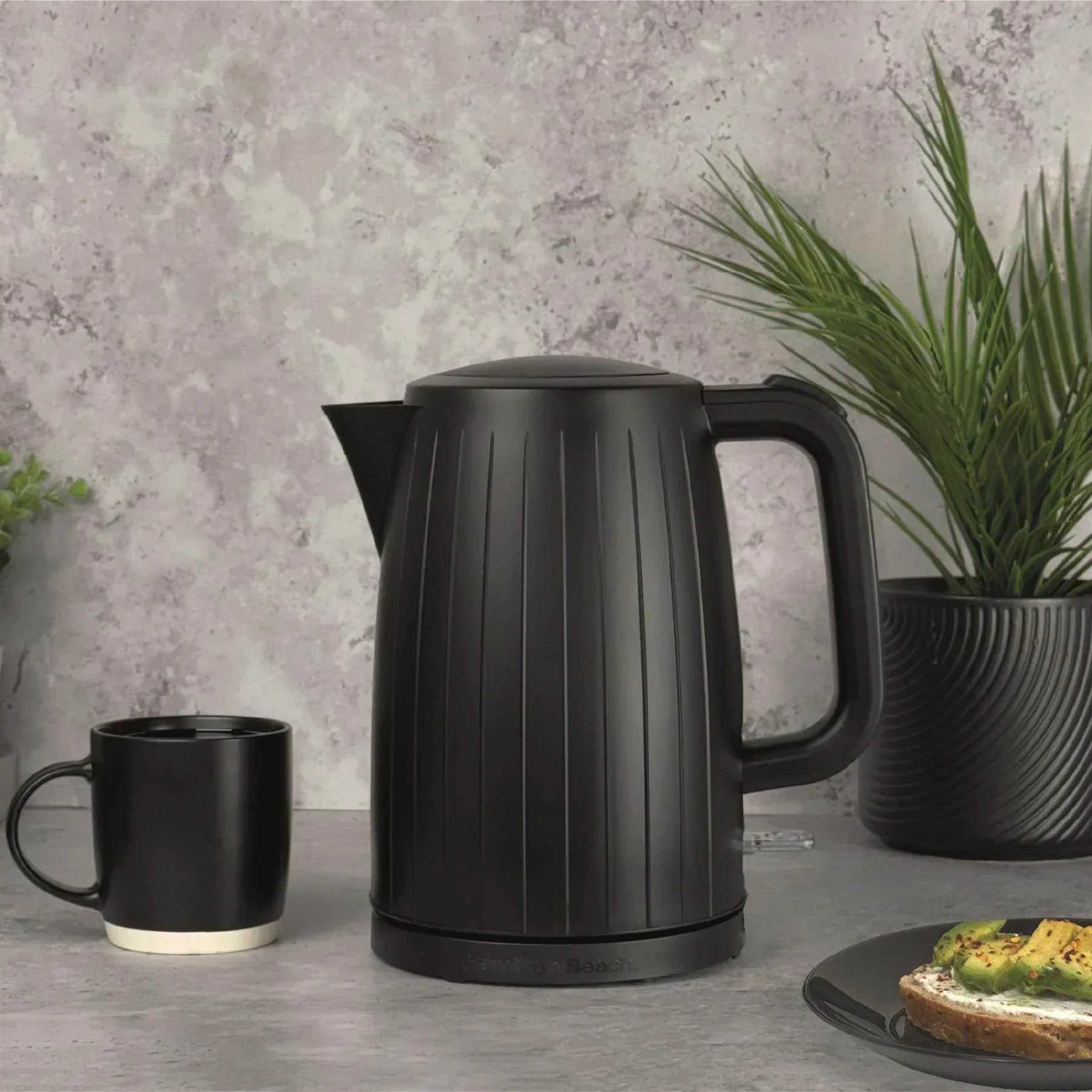 Hamilton Beach Stealth Kettle & Toaster Set - Black - Image 3