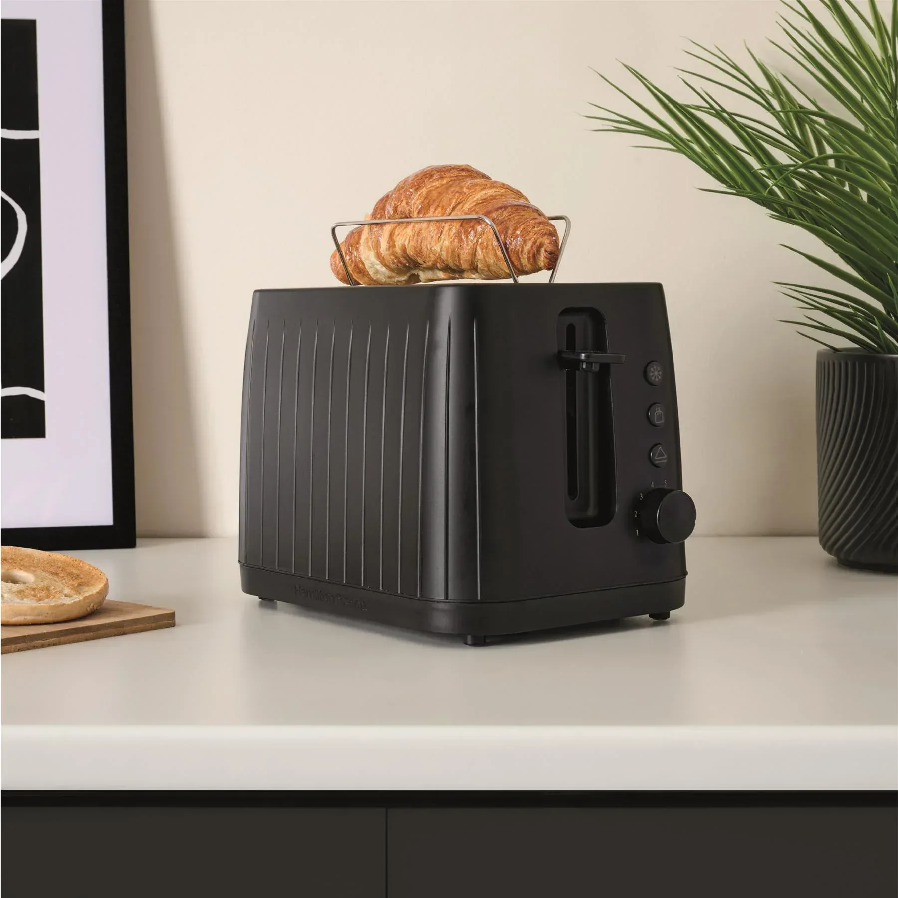 Hamilton Beach Stealth Kettle, Toaster & 20L Stainless Steel Cavity Microwave Set - Black - Image 3